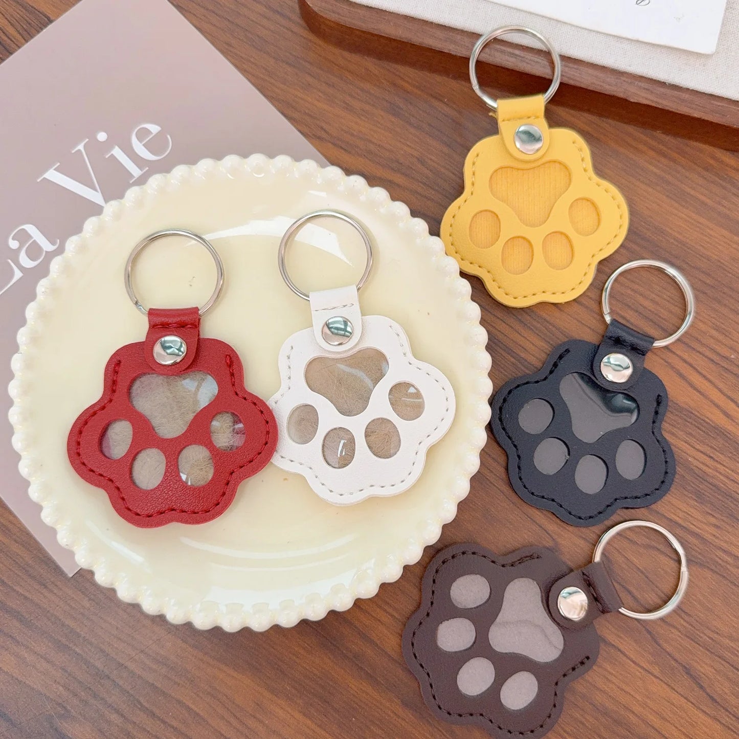 5pcs Cute Leather Portable Pendant Keyrings Cat Paw Pet Hair Holder Keychains for animal Lovers Accessories Wholesale Key chains